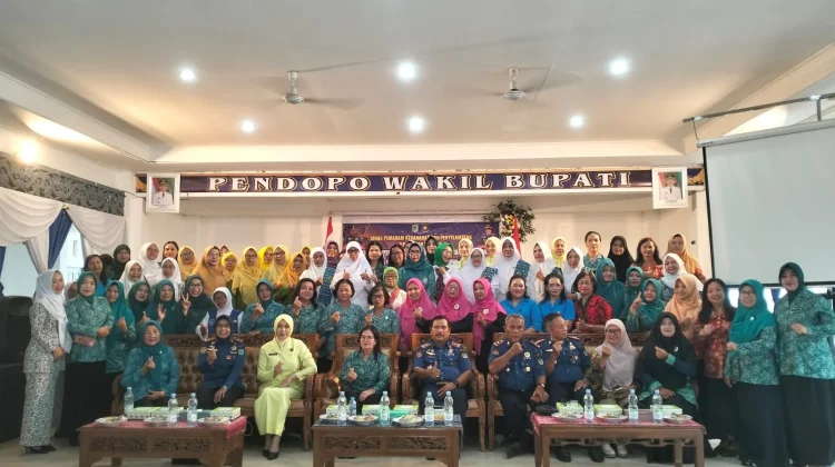 Organisasi Wanita Kabupaten Sintang Diedukasi Cegah Kebakaran