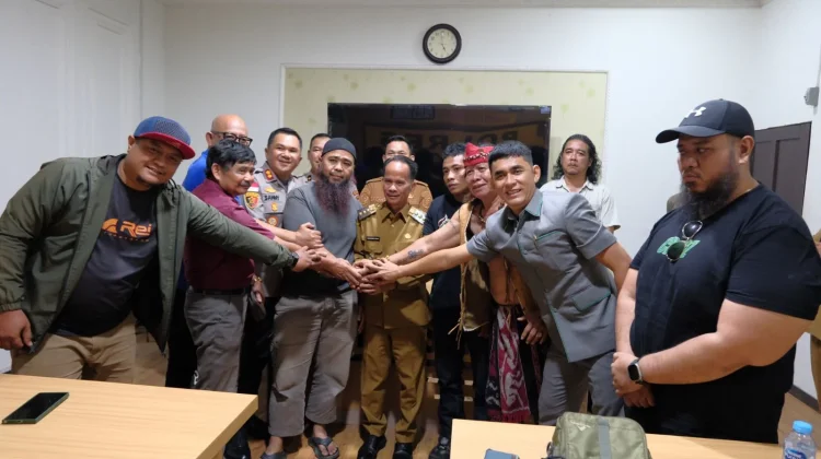 Kapolres dan Bupati Sintang Damaikan Perselisihan Dede dan Pajaji