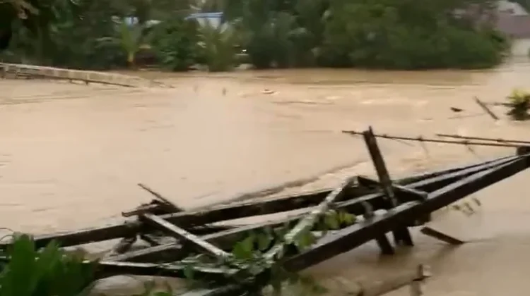 Tiga Kecamatan di Kabupaten Sintang Terdampak Banjir