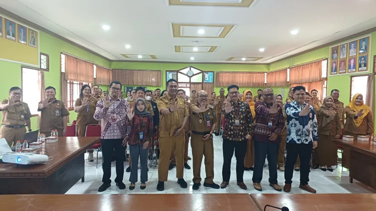 Sekda Sintang Tegaskan Bahaya Korupsi Bagi ASN