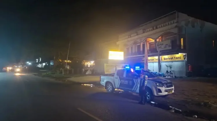 Polres Melawi Perkuat Kamseltibcarlantas lewat Patroli Siang dan Malam