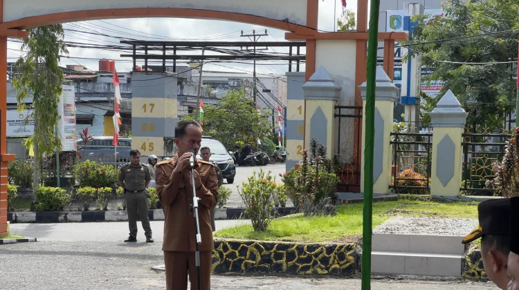 Bupati Sintang: Bantuan Sapi Kurban Ini Titipan Para Pembayar Pajak