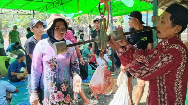 Disbunak Sintang Lakukan Monitoring Hewan Qurban di Masjid-Masjid