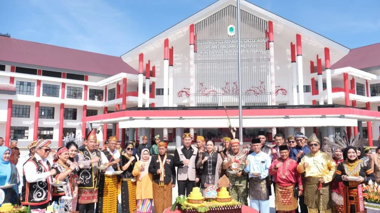 Peresmian Gedung Pelayanan Satu Atap Putussibau
