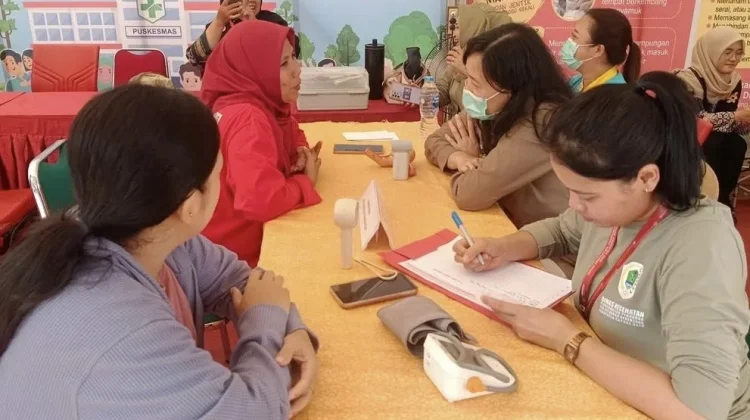 Dinkes Kapuas Hulu Menggelar Konsultasi Dokter Spesialis Gratis