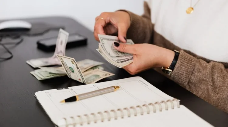 Tips Menabung Harian yang Efektif