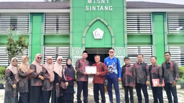 MTs Negeri 1 Sintang Menerima Kunjungan SMP Negeri 2 Sintang