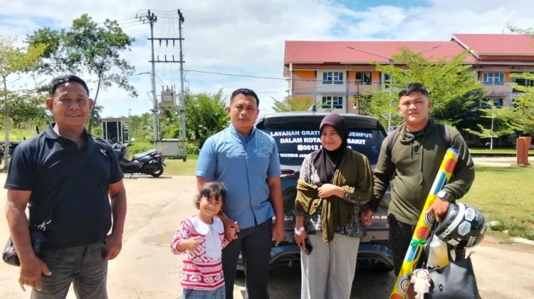 Layanan Antar Jemput Pasien Gratis Bantu Warga