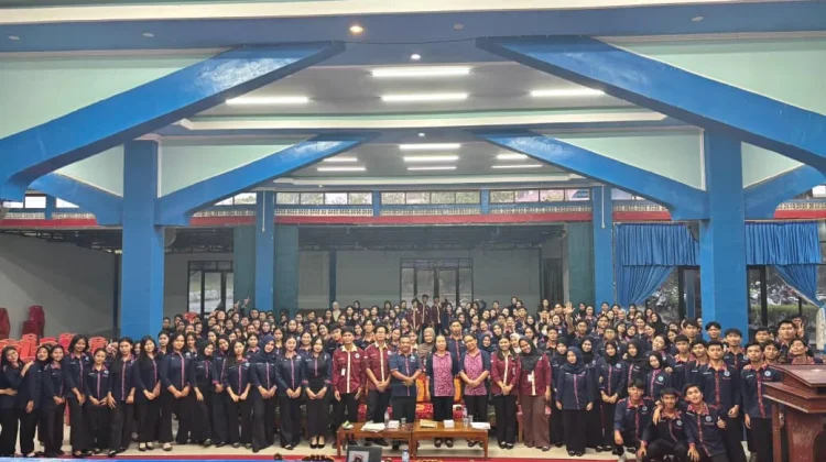 STIKP Persada Khatulitiwa Sintang Adakan Workshop PGSD,Tingkatkan Minat Kuliah