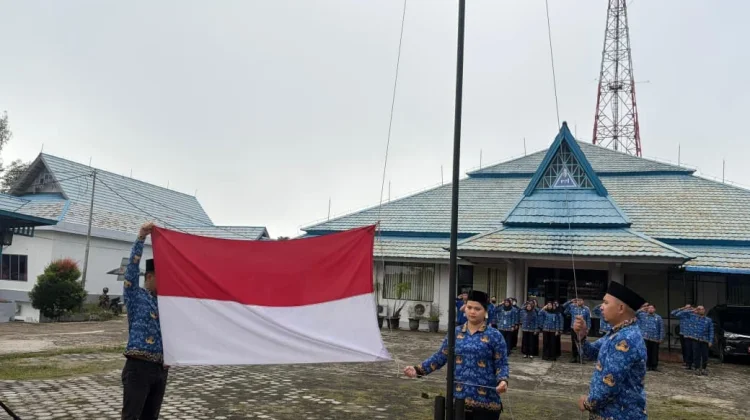 Kepala RRI Sintang Ajak Pegawai Tingkatkan Disiplin, Kebersihan, dan Solidaritas