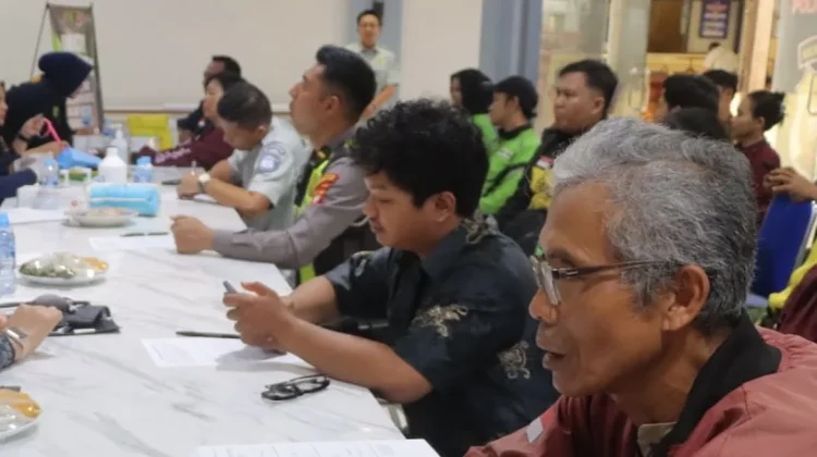 HUT Bhayangkara ke-80,Polres Sintang Adakan Cek Kesehatan Gratis