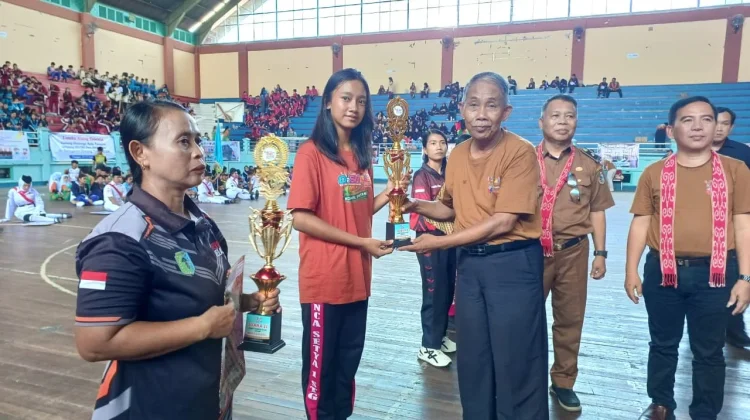 Ketua Dewan Pendidikan Sintang Sebut Prestasi Bukan Hanya Milik Pelajar Kota