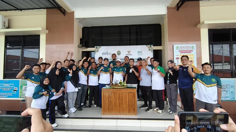 Tim Tenis Pengadilan Agama Sintang Raih Juara Tiga Tingkat Nasional