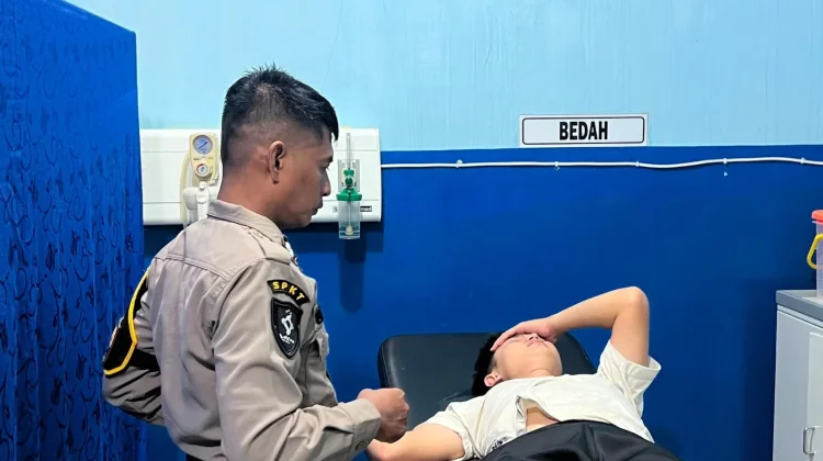Tanggap Cepat Layanan 110, Polres Sekadau Evakuasi Warga