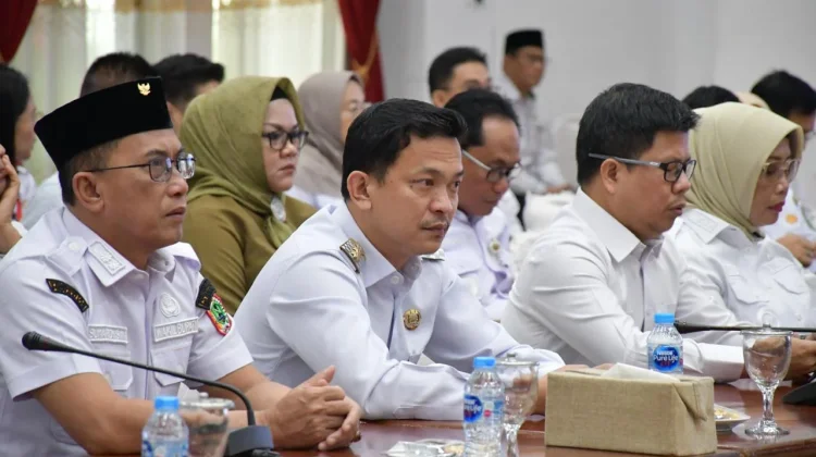 Wabup Sintang Usulkan 18 Kecamatan Masuk dalam RUU Kabupaten Sintang