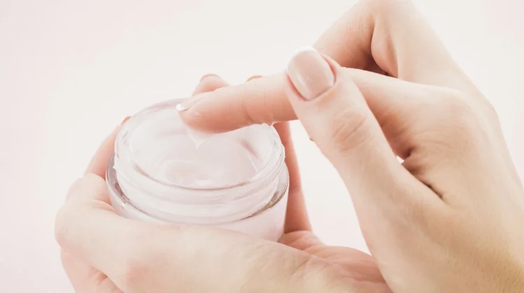Manfaat Petroleum Jelly untuk Kecantikan