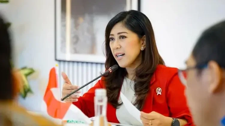 Menkomdigi Soroti Taktik Judi Online Memenuhi Kolom Komentar Media Sosial