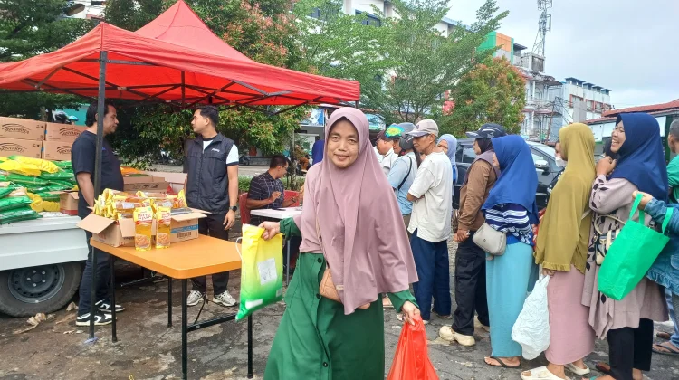 GPM Ringankan Beban Warga Sintang di tengah Kenaikan Harga Sembako