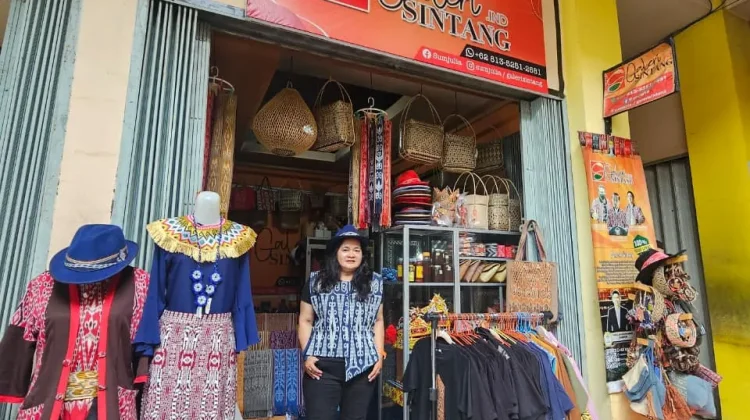 Strategi Galeri Sintang Hadapi Persaingan Bisnis