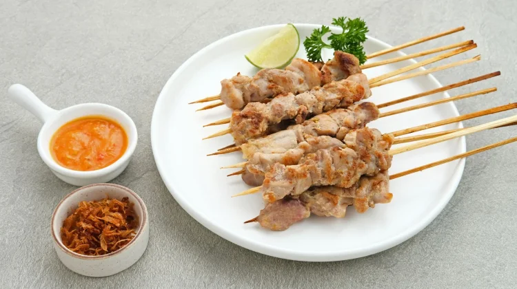 Trik Cerdas Makan Sate Taichan tanpa Rasa Bersalah