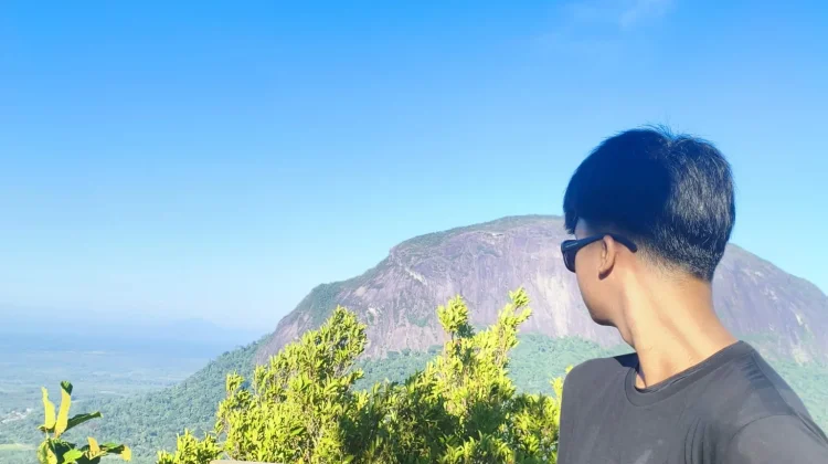 Tips Aman sebelum Mendaki Gunung atau Muncak