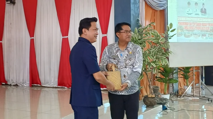 Produk Unggulan Sintang Berbasis Ekonomi Hijau