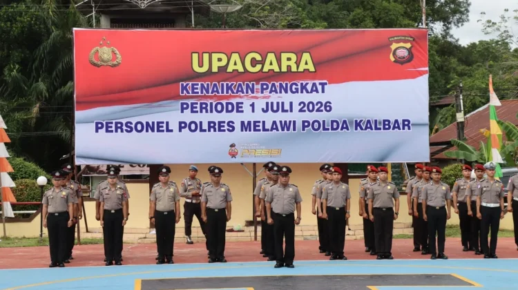 Puluhan Personel Polres Melawi Terima Kenaikan Pangkat