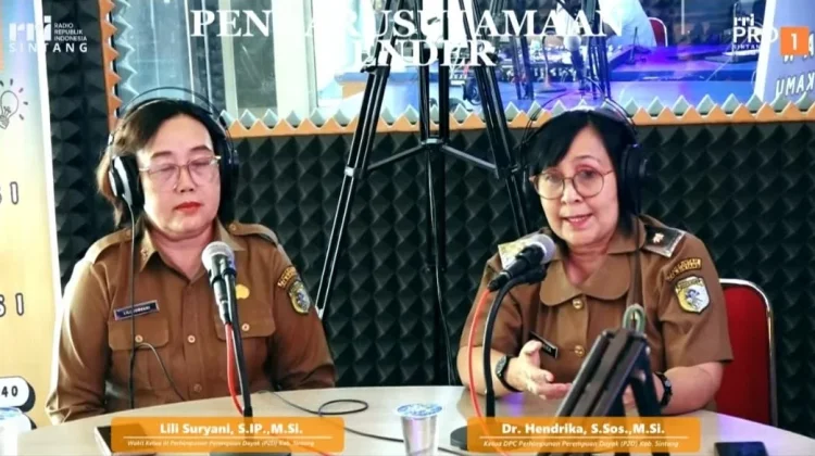 Perempuan Dayak Berdaya, Berbudaya, dan Berkarya