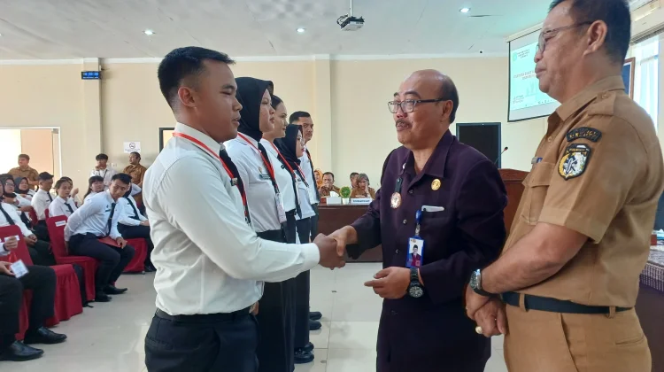 Sekda Sintang Harap Latsar CPNS Hasilkan ASN Profesional Berintegritas