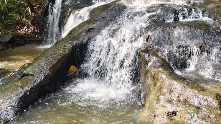 Mengenal Destinasi Wisata Alam Air Terjun Lepung Iring