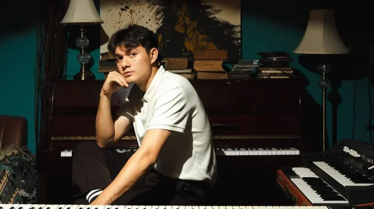 Single Terbaru, Paul Aro Ceritakan Kisah Perpisahan yang Penuh Makna