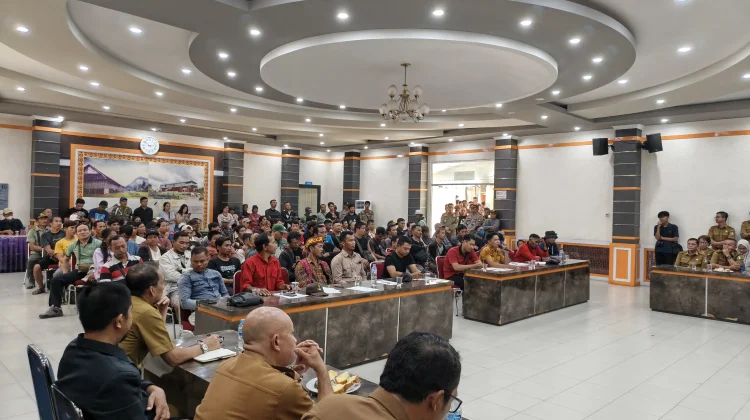 Warga Baung Sengatap Tuntut Plasma dari Perusahaan