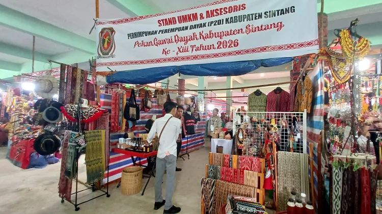 P2D Sintang Lestarikan Budaya Dayak melalui Produk Kreatif