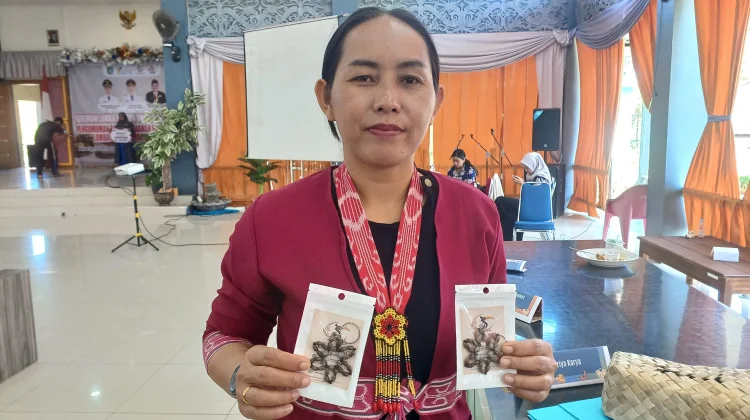Galeri Kenyalang Sintang Kenalkan Nyeli’ Batu sebagai Warisan Budaya Dayak