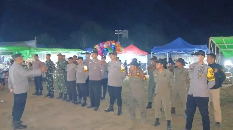 Kapolsek Sokan Pimpin Pengamanan Hiburan Rakyat