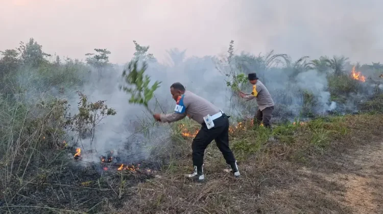 Cegah Karhutla, Polres Melawi Intensifkan Ground Check Titik Api