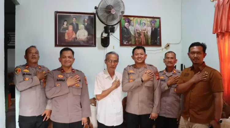 Kapolres Melawi Silaturahmi ke Tokoh Masyarakat Melayu