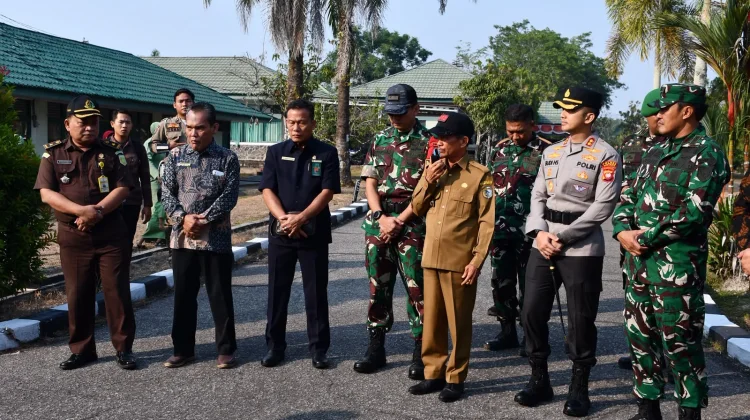 Ratusan Prajurit Yonif 642 Kapuas ke Papua, Bupati Sintang Doakan Keselamatan