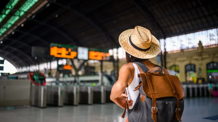 Biar Gak Kapok, Persiapkan Ini sebelum Solo Traveling!