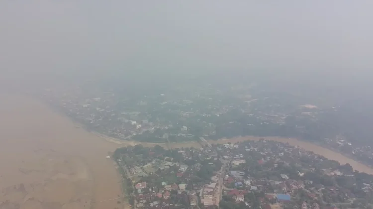 Kabut Asap Semakin Pekat, Kalbar Berlakukan Pembelajaran Daring