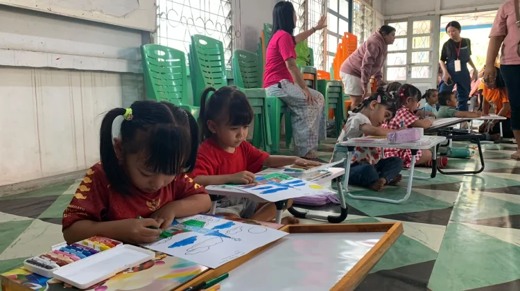 Lomba Mewarnai Meriahkan HUT ke-47 Paroki Maria Ratu Semesta Alam