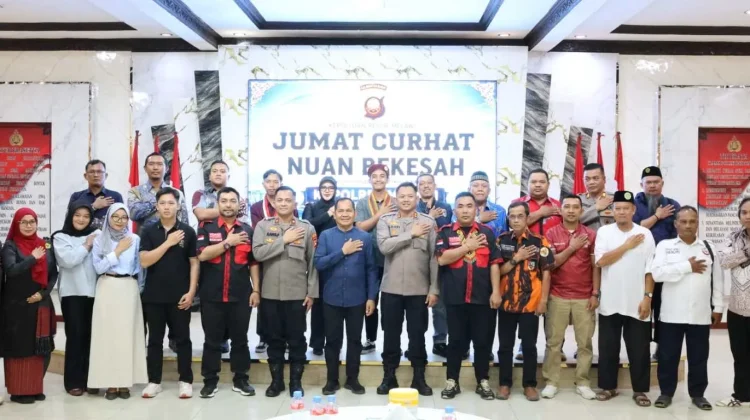 Kapolres Melawi Gelar Jumat Curhat Bersama Ormas dan Elemen Masyarakat