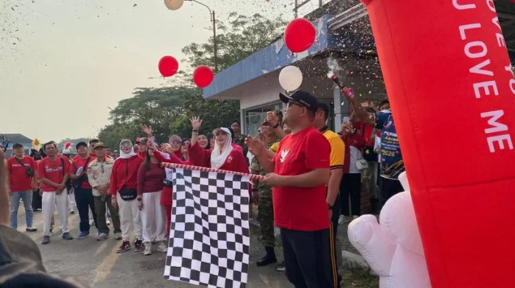 Bupati Melawi Ajak Masyarakat Perkuat Persatuan dan Kebersamaan