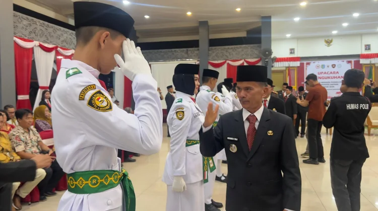 Bupati Sintang: Paskibraka Harus Jadi Contoh bagi Generasi Muda