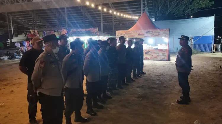 Polsek Sokan Lakukan Pengamanan Hiburan Pasar Malam di Desa Sepakat