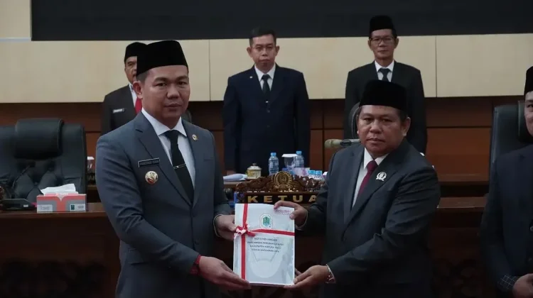 Bupati Kapuas Hulu Sampaikan Nota Keuangan Perubahan APBD 2026