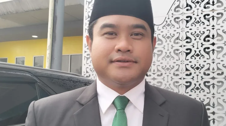 Anggota DPRD Sintang Berikan Motivasi kepada Generasi Muda