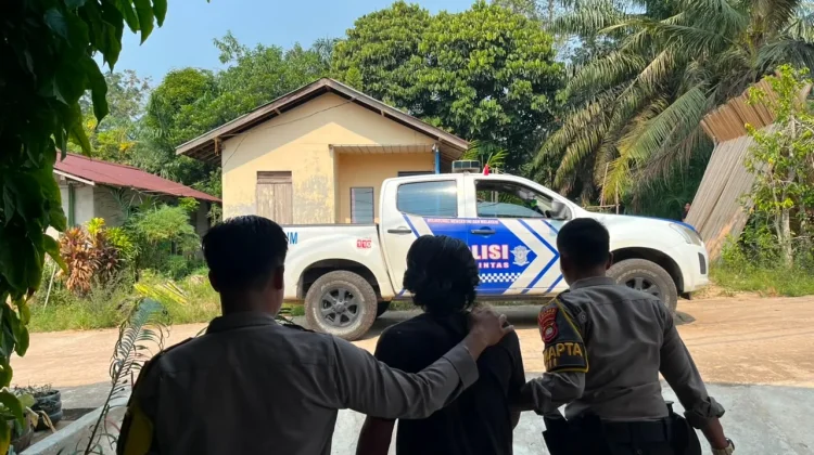Polres Sekadau Evakuasi Warga Gangguan Jiwa