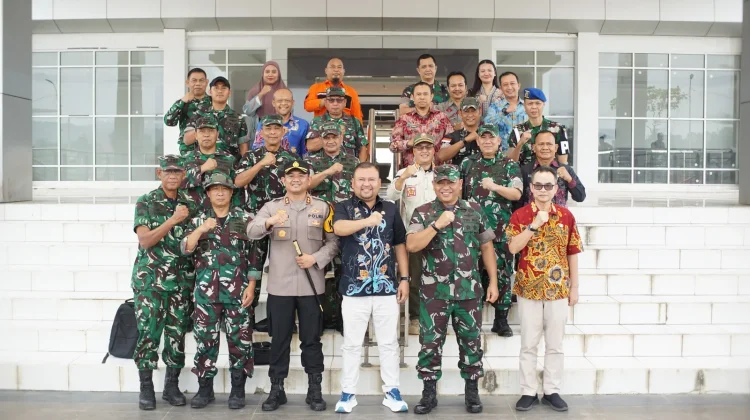 Bupati Melawi Sambut Baik Sinergi Pencegahan dan Penanganan Karhutla bersama TNI