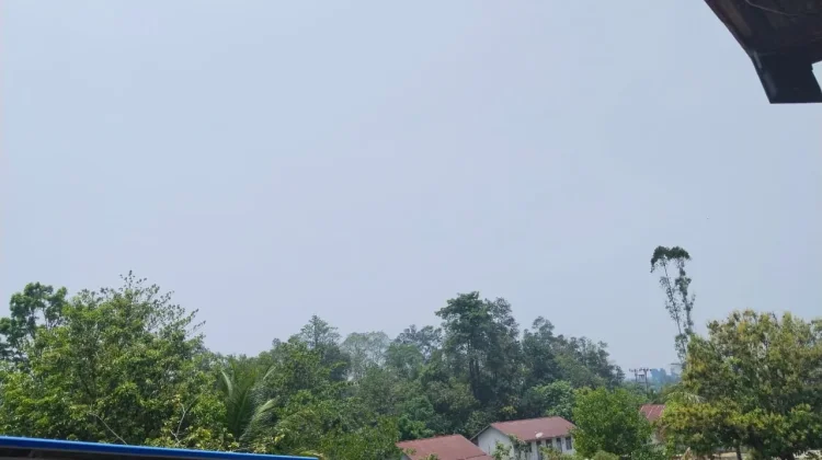 Langkah Proteksi Diri Hadapi Panas Ekstrem dan Kabut Asap